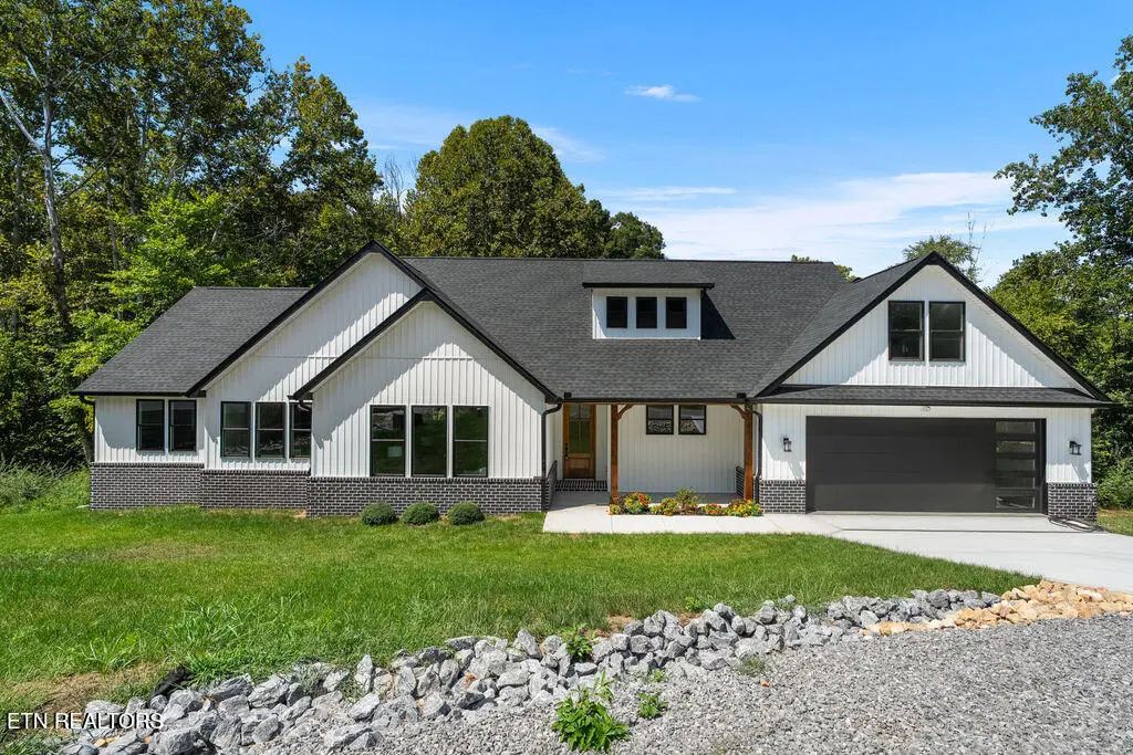 110 Elohi Lane, Loudon