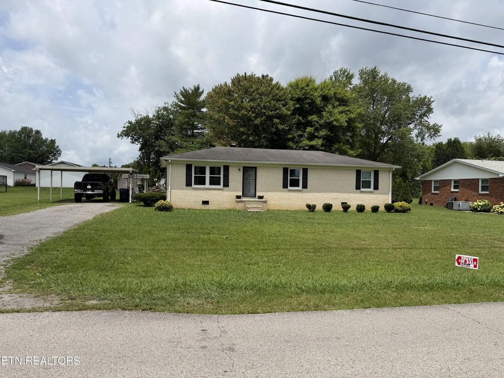 835 Anthony Ave, Smithville