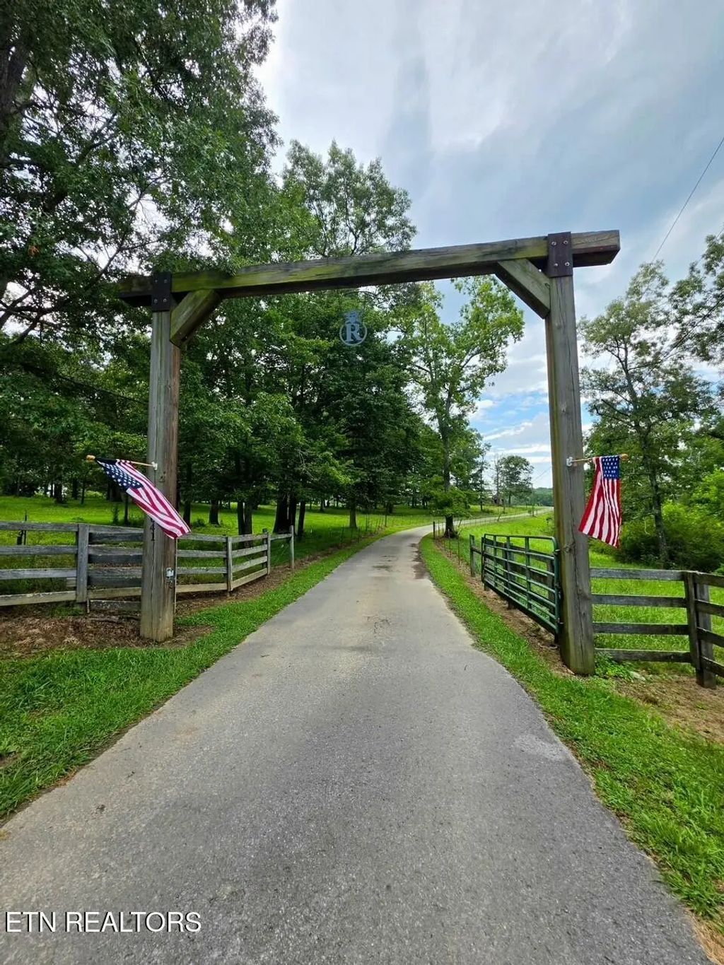 1041 Walt Reed Rd, Grandview