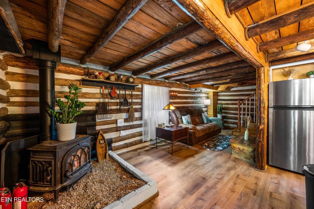 2338 Jims Way, Sevierville
