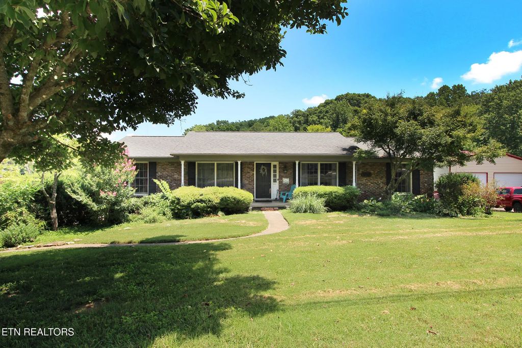 3718 Cherrylog Rd, Knoxville