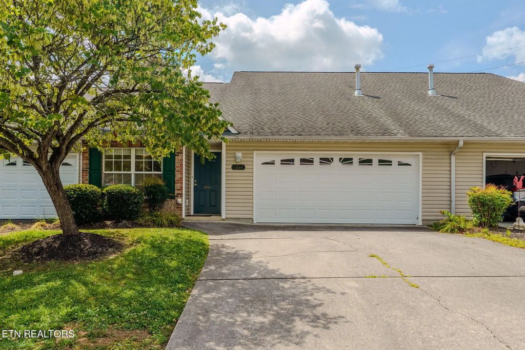 6344 Love Song Lane, Knoxville