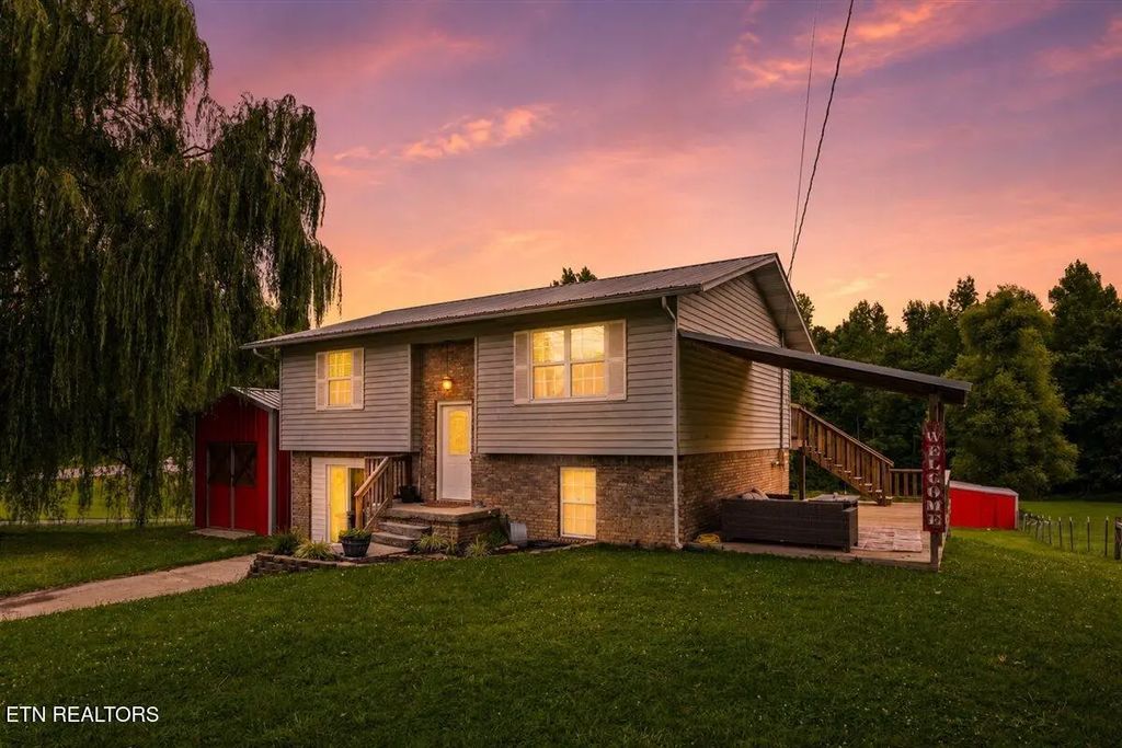 1585 Jeffers Rd, Huntsville