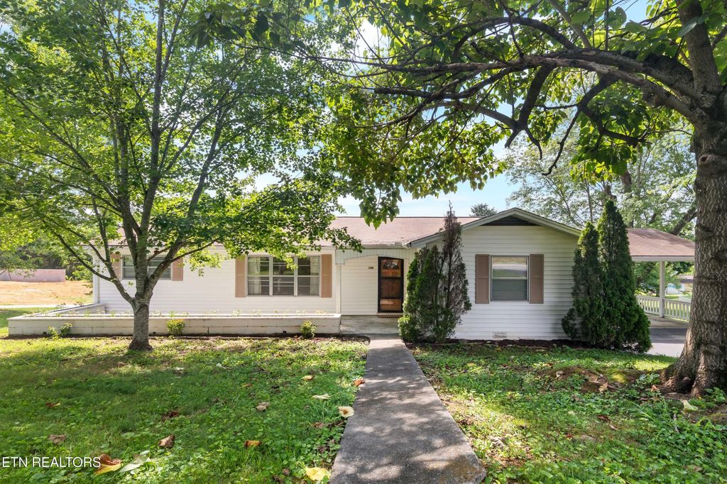 149 Holbrook Ave, Lenoir City