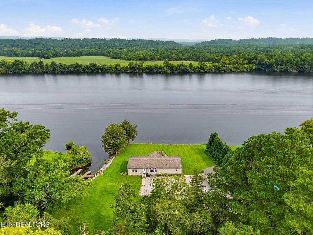 616 Layman Circle, Decatur