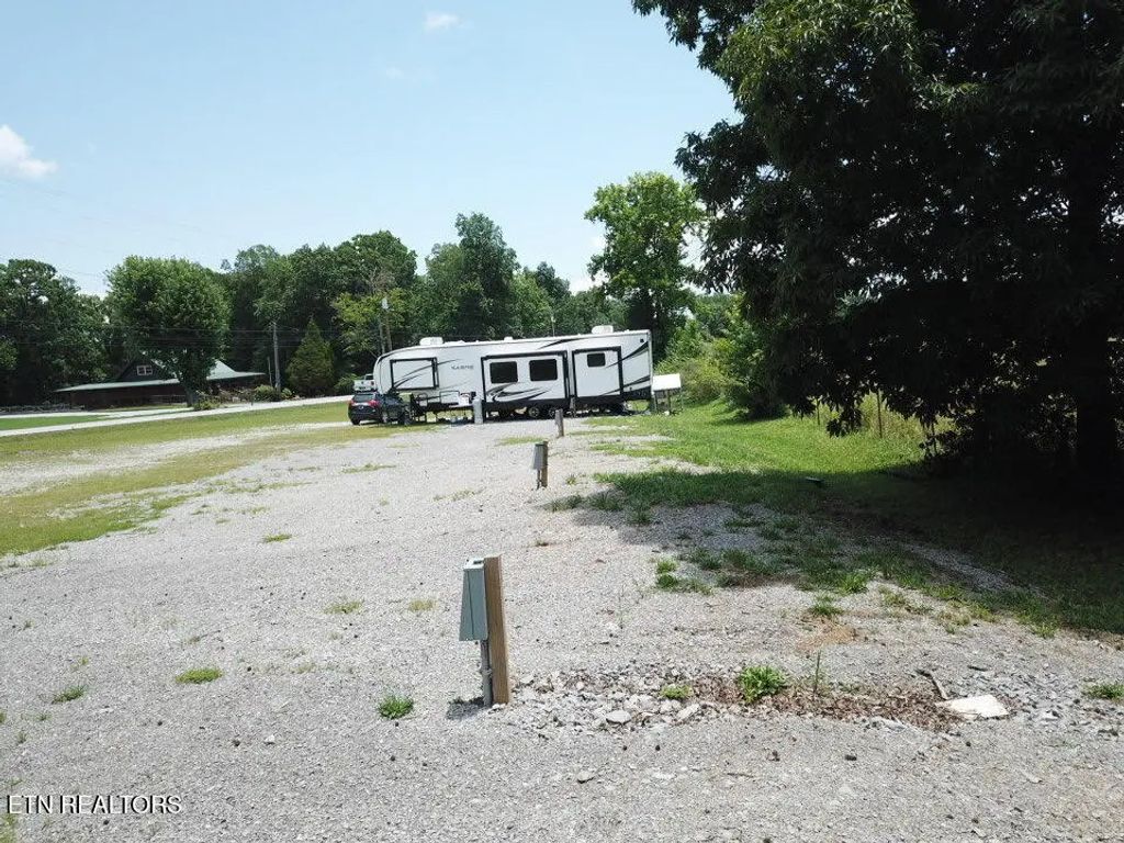 6845 Wassom Memorial Hwy, Grandview
