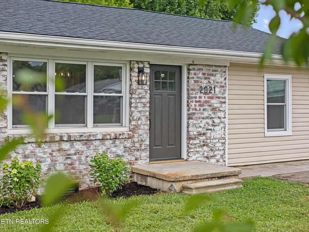 2021 Berea Ave, Knoxville