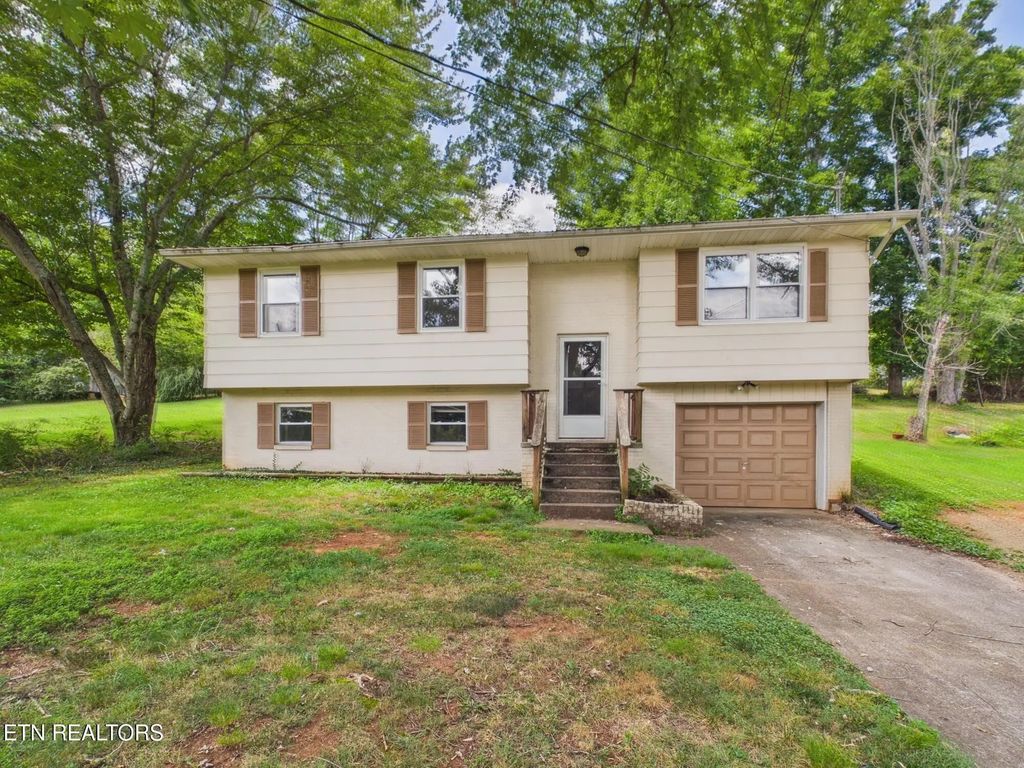3724 Melissa Lane, Maryville