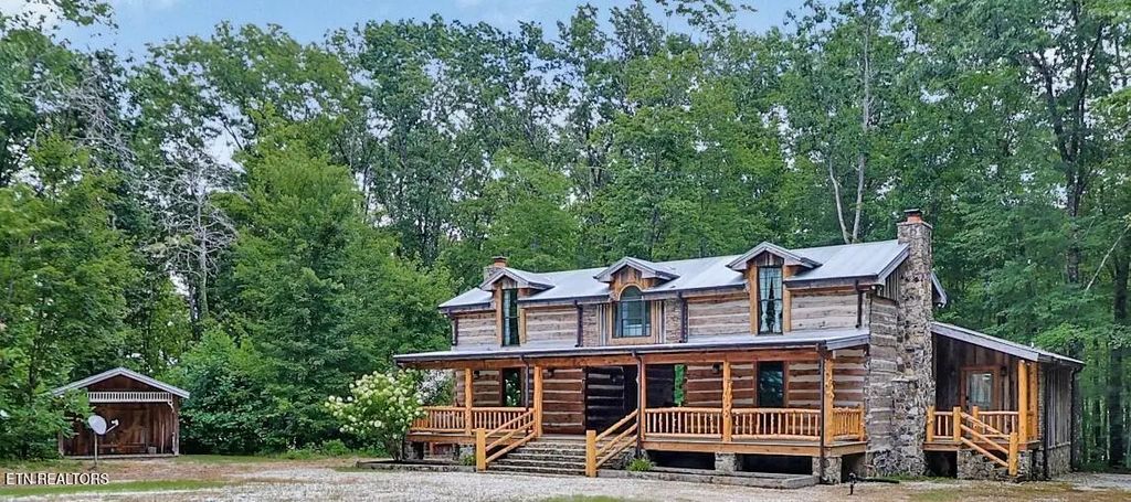560 Ridgetop, Jamestown