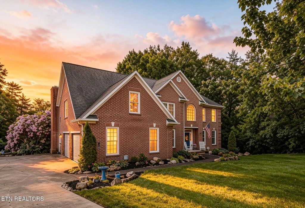 609 Trowbridge Lane, Knoxville