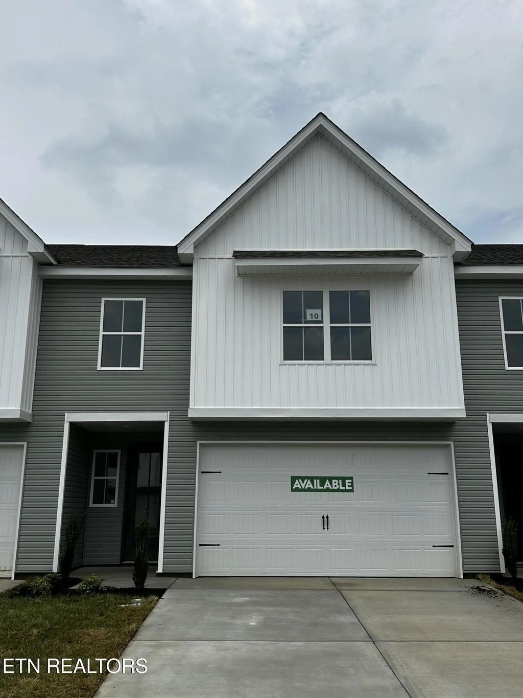 1621 Lateglow Way, Knoxville