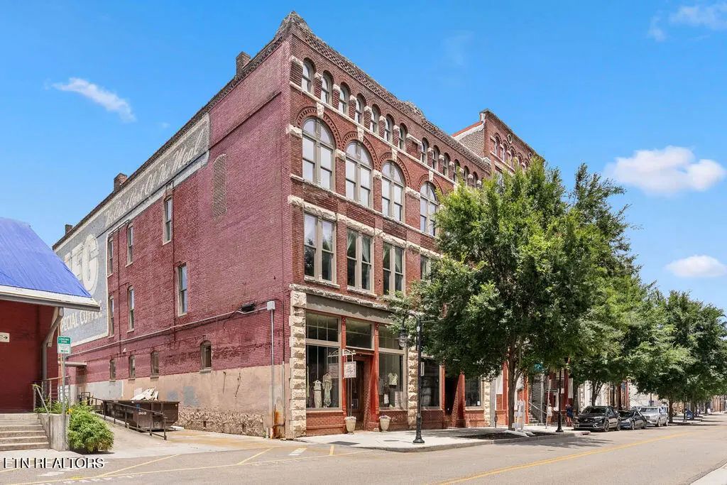 129 W Jackson Ave 102, Knoxville