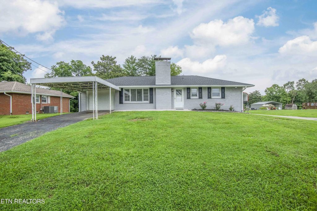 107 Hillcrest Lane, Kingston