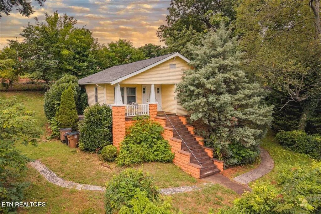 1211 Moses Ave, Knoxville