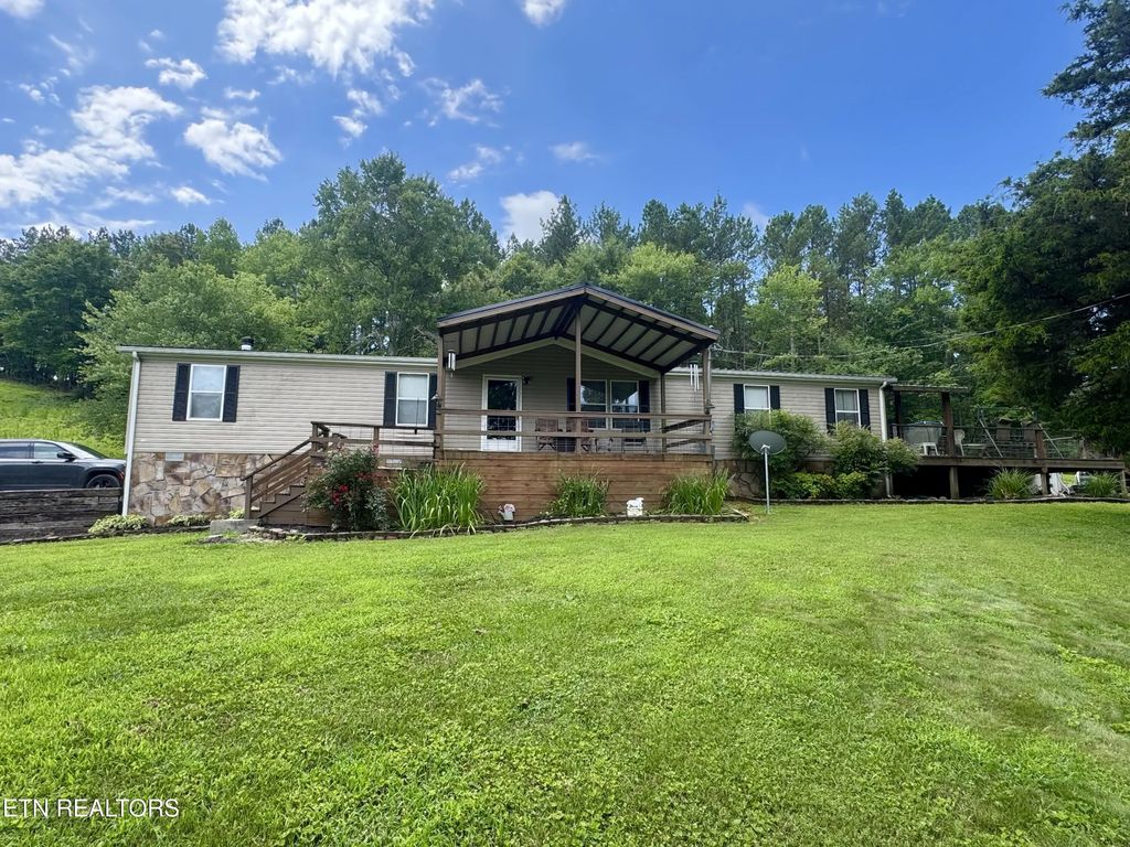 1262 Tom Garrison Rd, Evensville