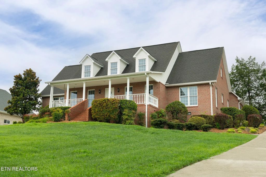 229 High Pointe Village Way, Kingston