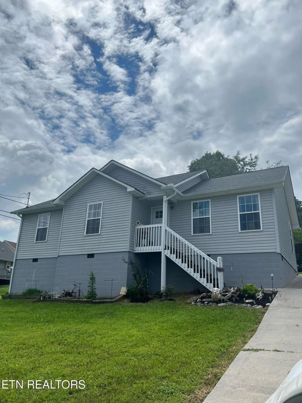 164 Sandy Circle, LaFollette