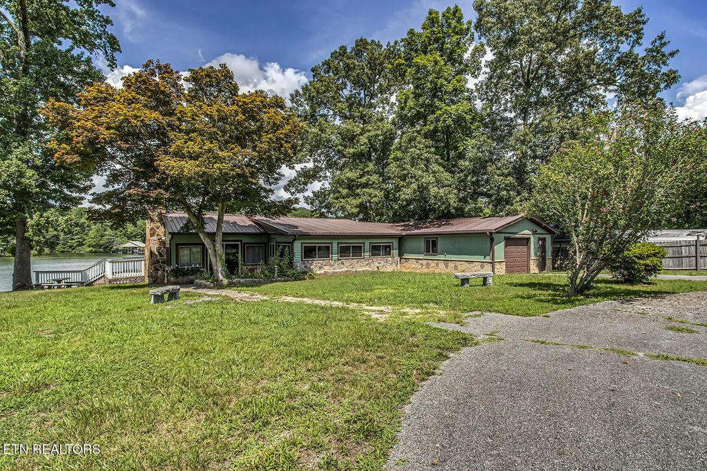 130 Hickory Lane, Kingston