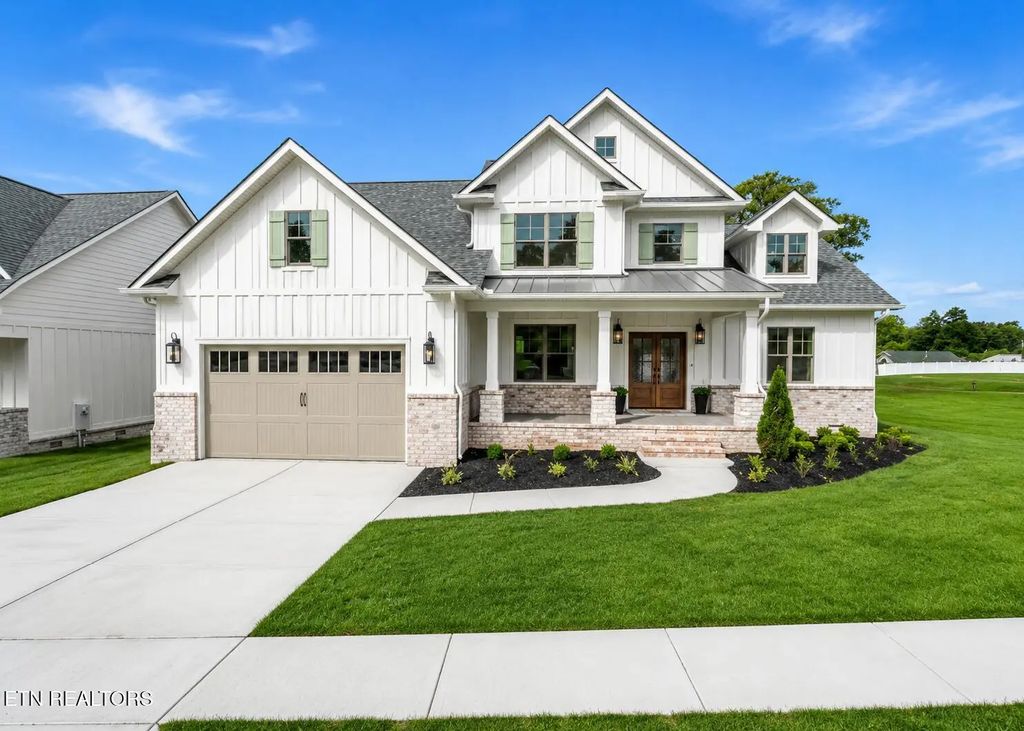 104 Cozy Manor Way, Clinton