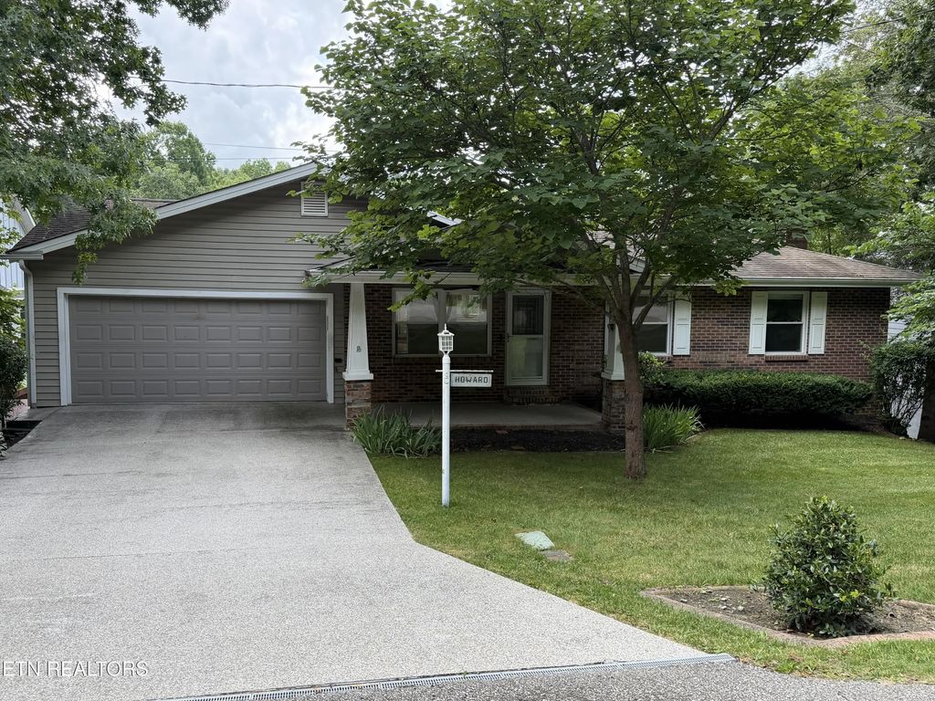 169 Ivy Brook Lane, Crossville