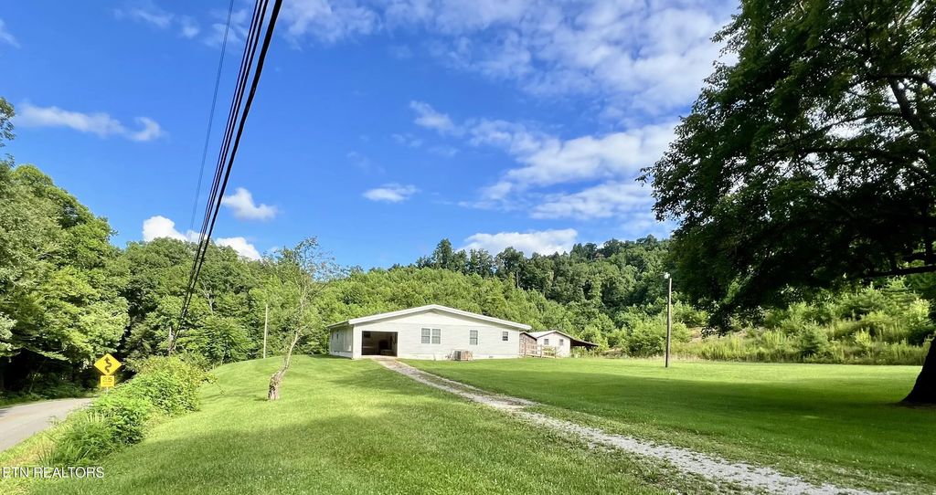 2750 Buffalo Rd, Oneida
