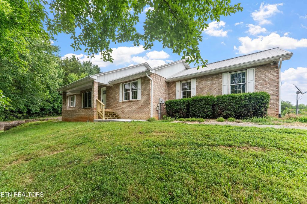 3428 Wilkinson Pike, Maryville