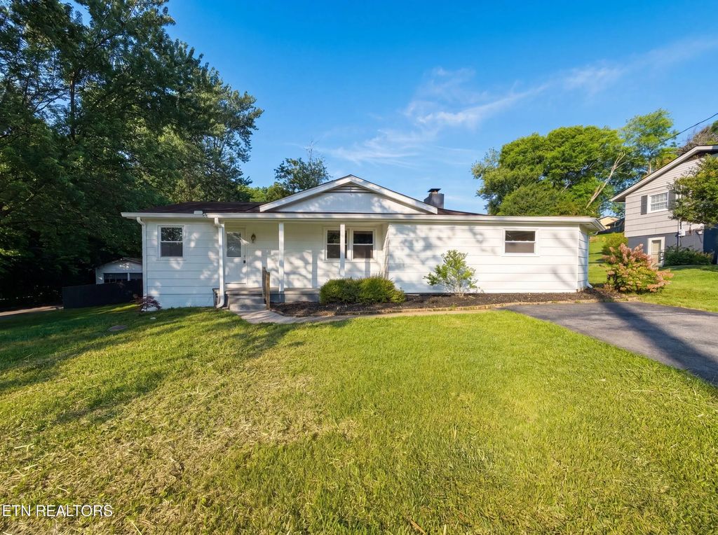1017 Morrell Rd, Knoxville
