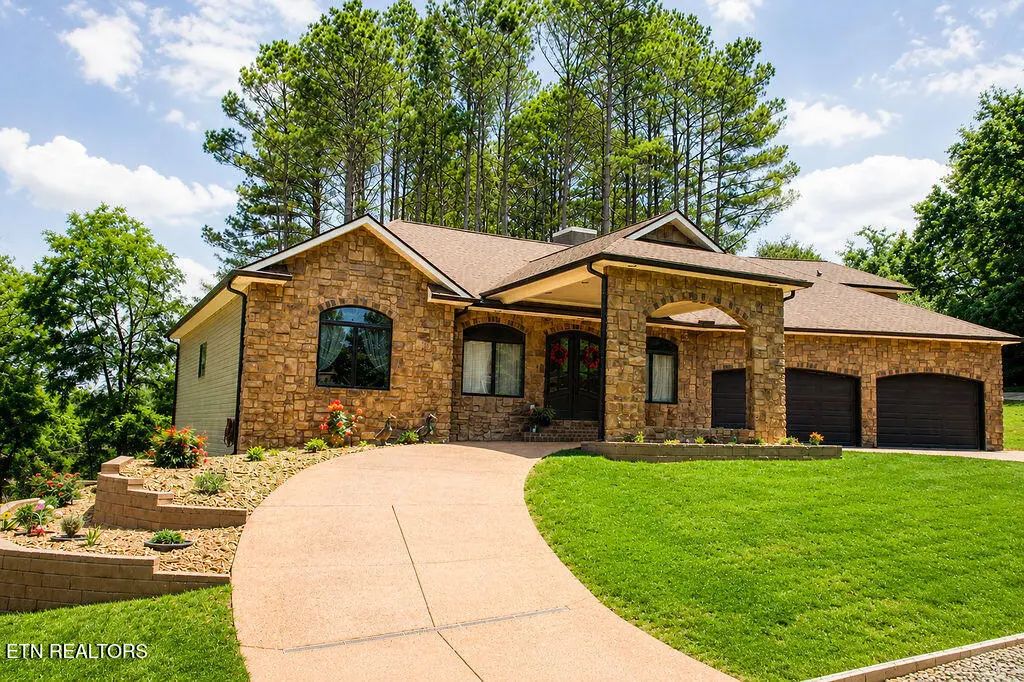 301 Inagehi Lane, Loudon