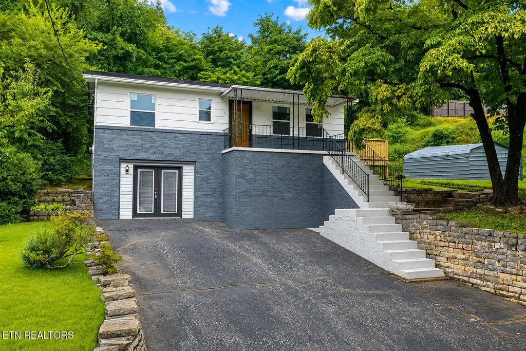2511 Davenport Rd, Knoxville