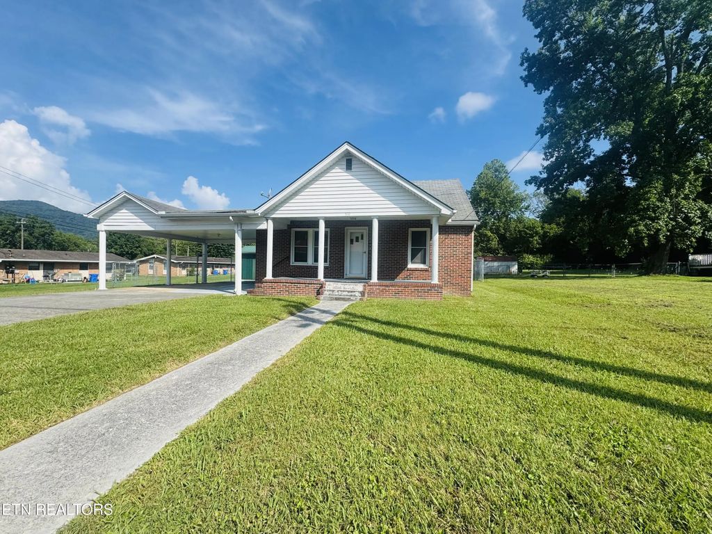 510 Fairground St, Rocky Top