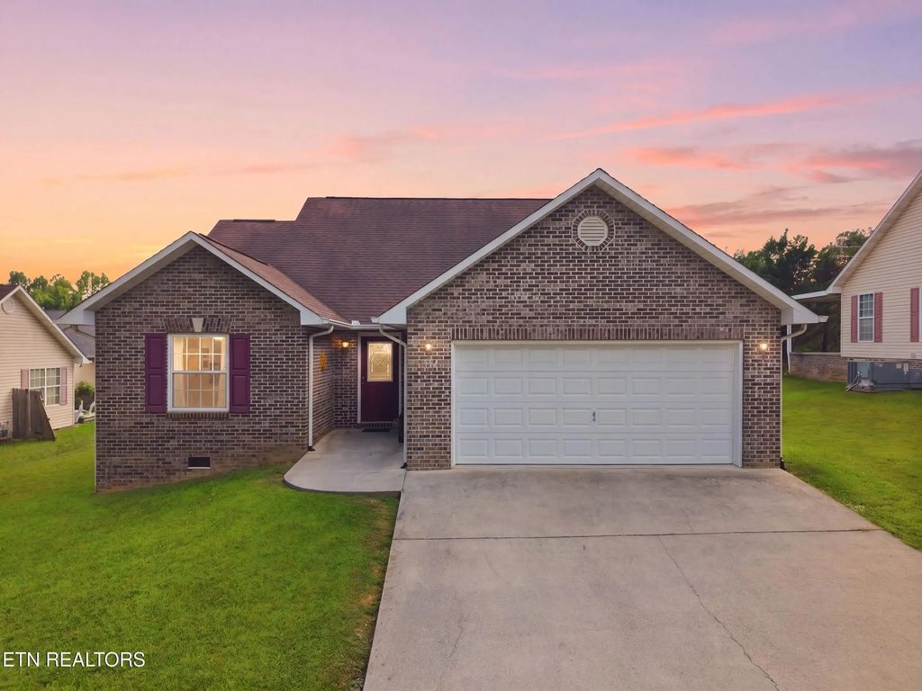 119 Matthews Rd, Maryville