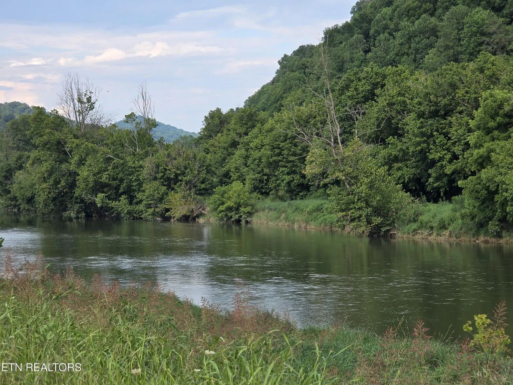 Tbd Caney Valley Lots 4, 5 & 6 Rd, Sneedville