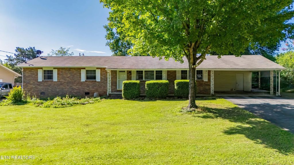 11916 Midhurst Drive, Knoxville