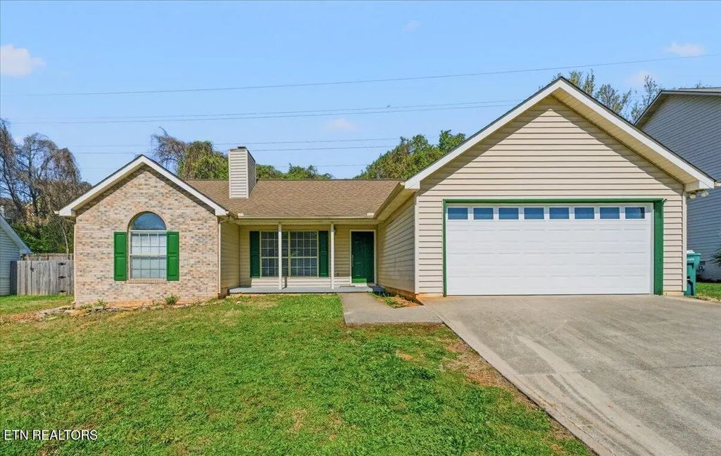 8765 Brucewood Lane, Knoxville