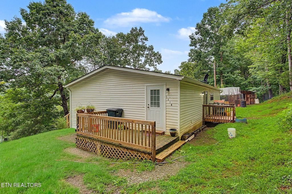 1678 Raven Hill Rd, Tazewell