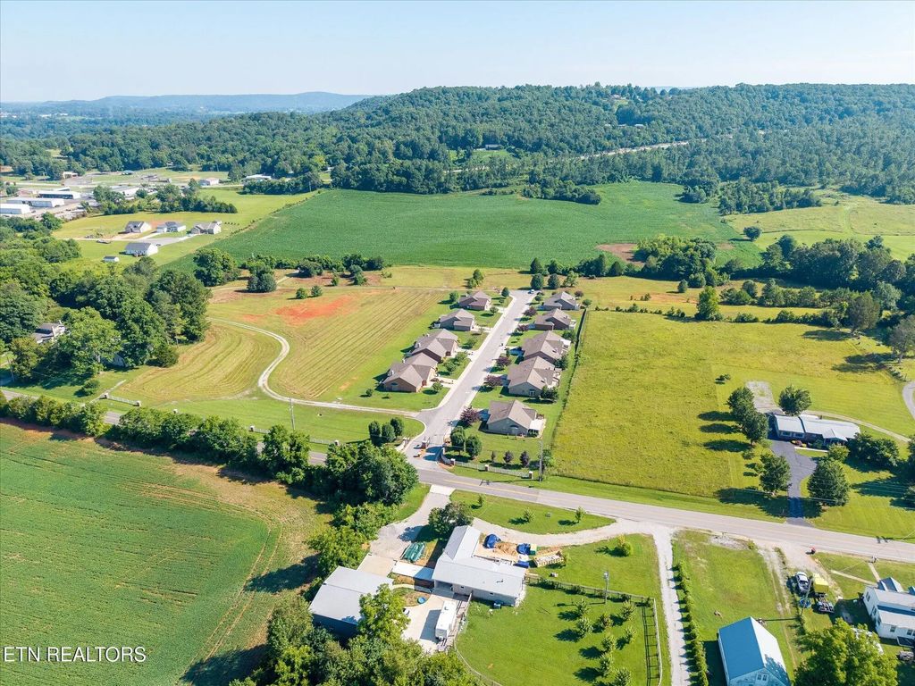 Country Club Rd, Sparta