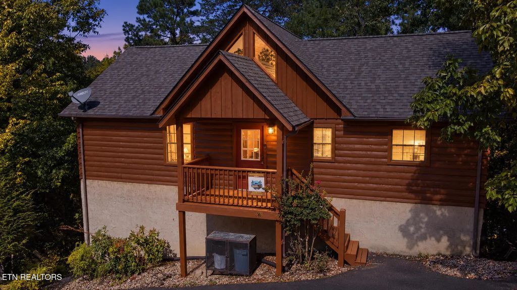 1643 Raccoon Den Way, Sevierville