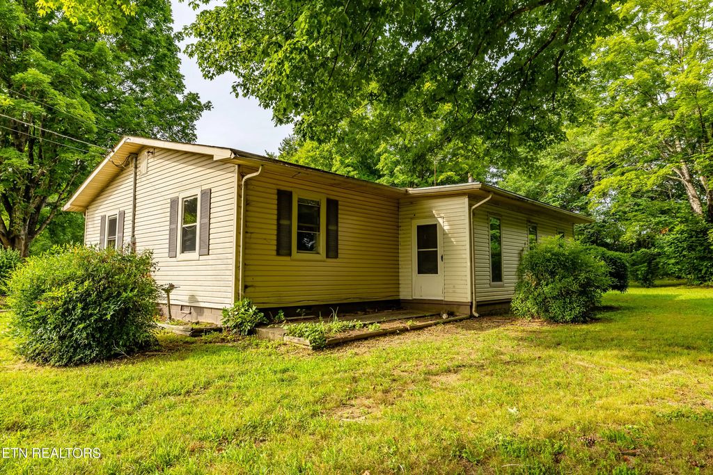 3575 Weavers Drive, Louisville