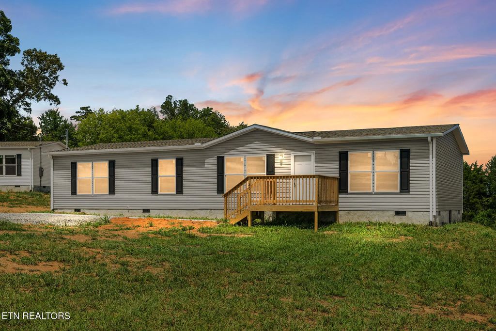 149 Hill Loop Loop, Madisonville