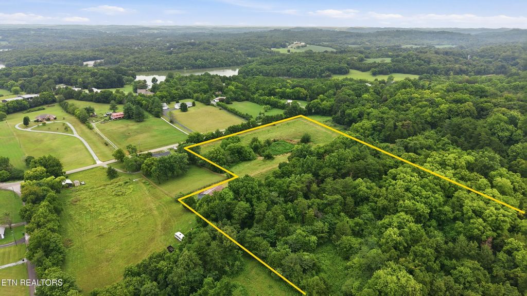 4531 Miser Station Rd, Friendsville