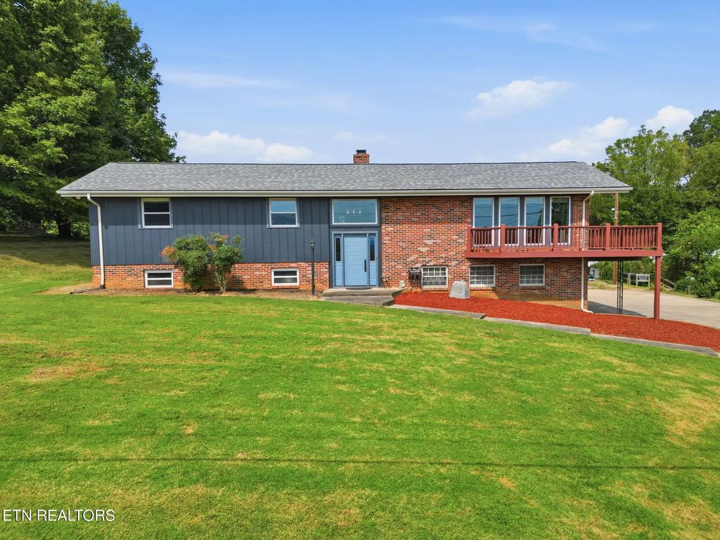 229 Seymour Heights Drive, Seymour