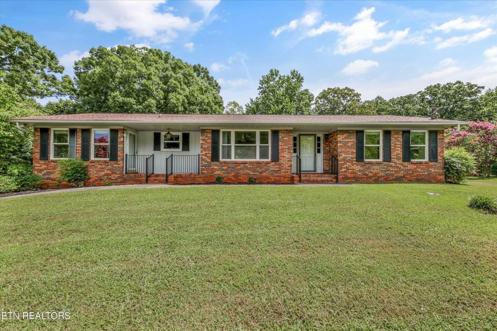 3923 Riverview Drive, Maryville