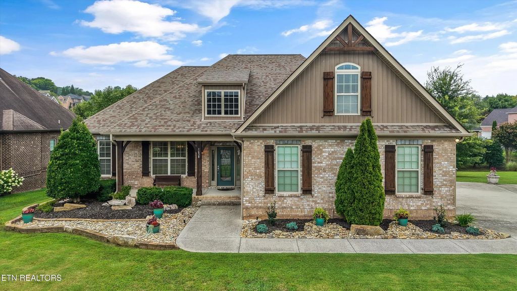 1638 Amhurst Lane, Maryville