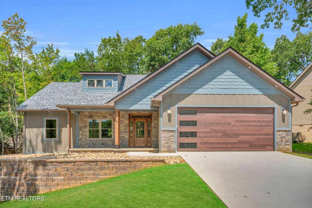 24 Bacham Lane, Crossville