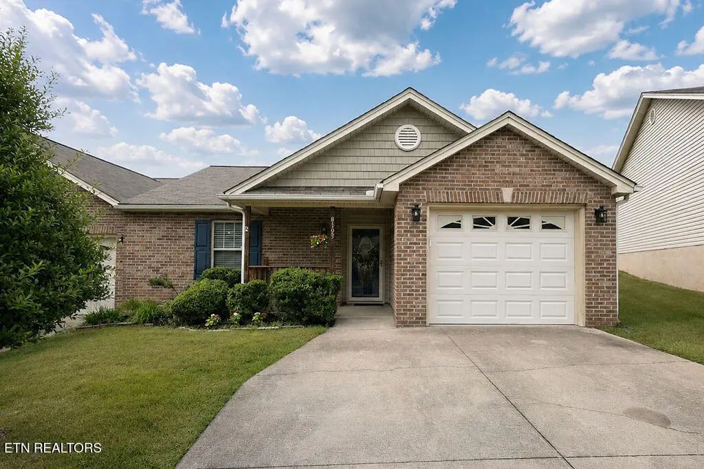 8165 Pepperdine Way, Knoxville