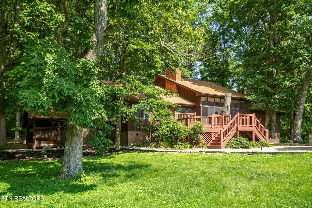 1435 Collins Rd, New Market
