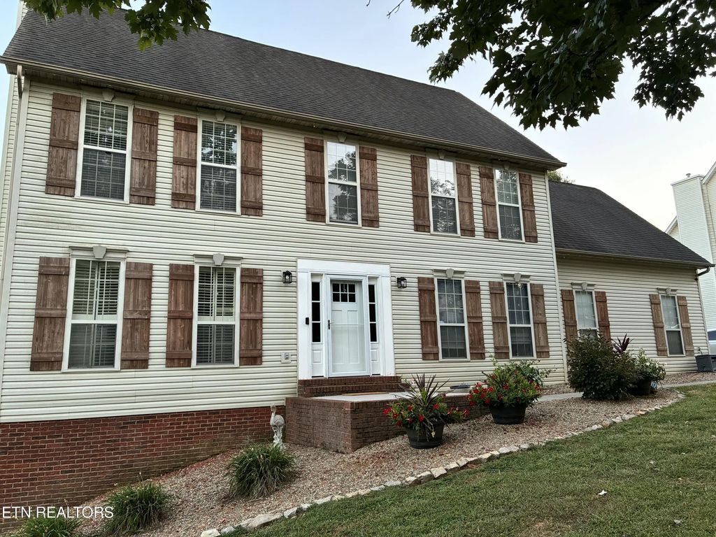 4525 Majestic Magnolia Lane, Morristown