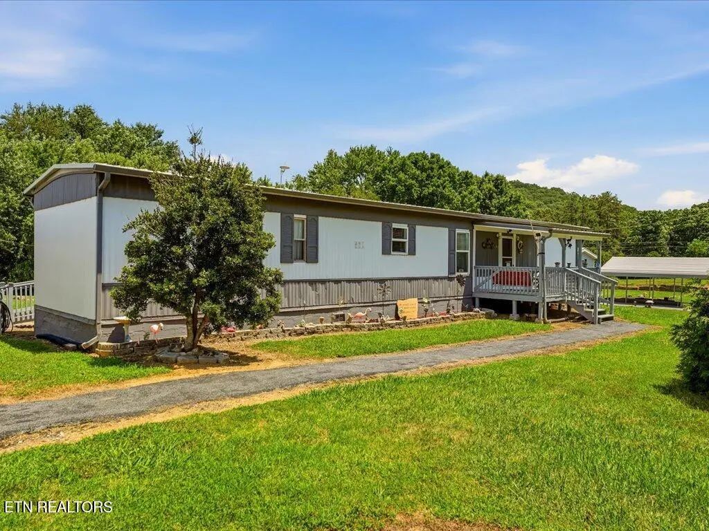 125 Substation Rd, Mooresburg