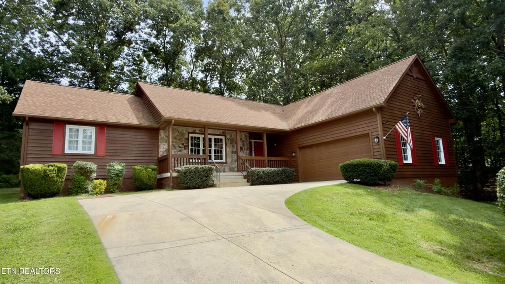 25 Amesbury Court, Crossville
