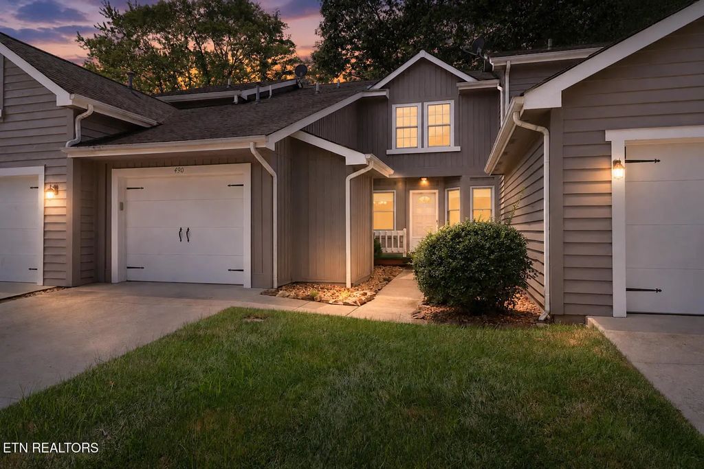 490 River Bend Drive, Crossville